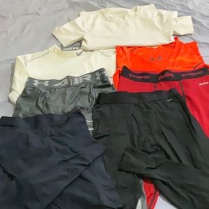 Sportswear’s Men “S” and HEATTECH Uniqlo